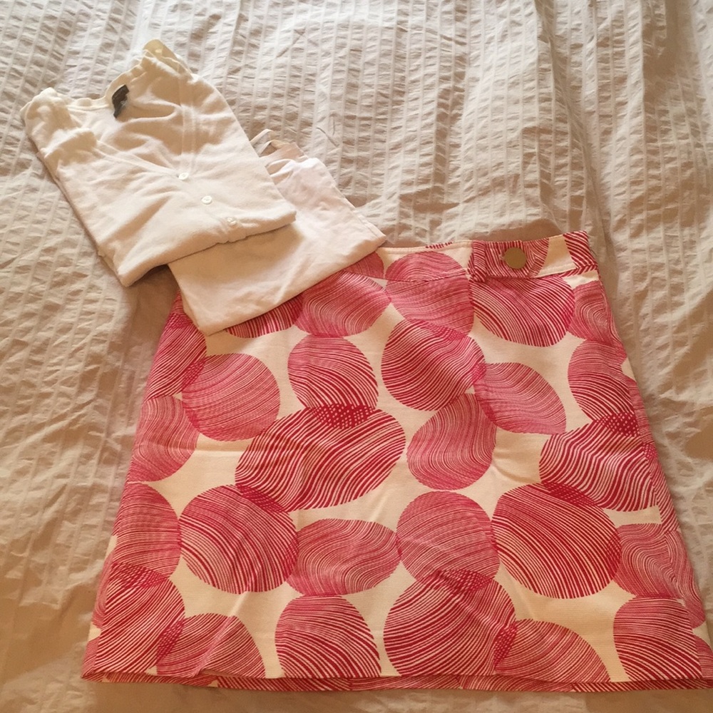 Pink swirl Ann Taylor skirt